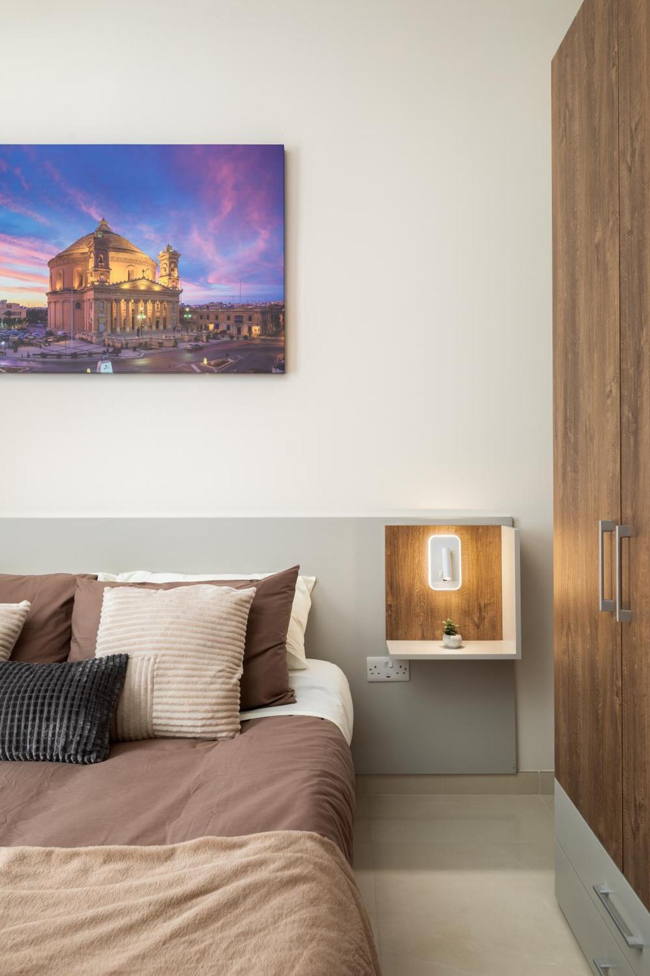 Edka Suites - Modern Sunlit 2Bd Apartments With Balconies - Close To Sliema Promenade, St Julian'S & St Georges Bay Gzira Esterno foto