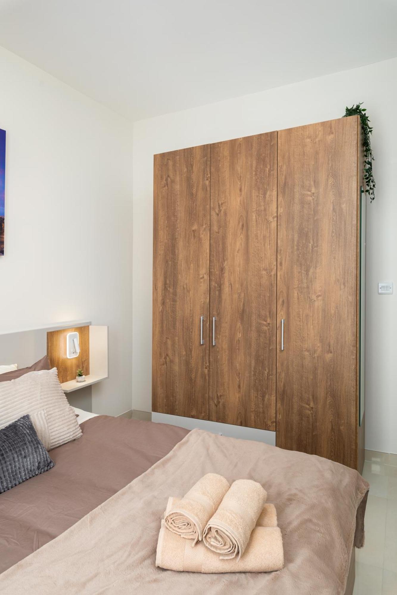 Edka Suites - Modern Sunlit 2Bd Apartments With Balconies - Close To Sliema Promenade, St Julian'S & St Georges Bay Gzira Esterno foto