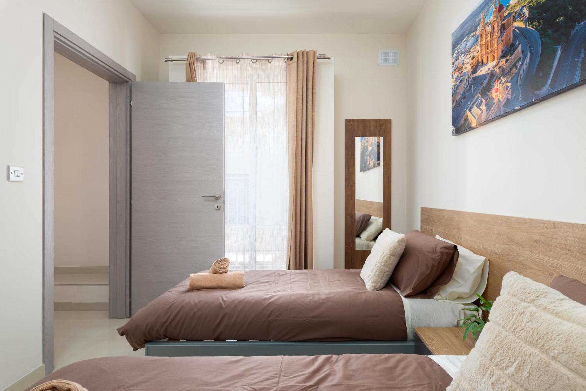 Edka Suites - Modern Sunlit 2Bd Apartments With Balconies - Close To Sliema Promenade, St Julian'S & St Georges Bay Gzira Esterno foto