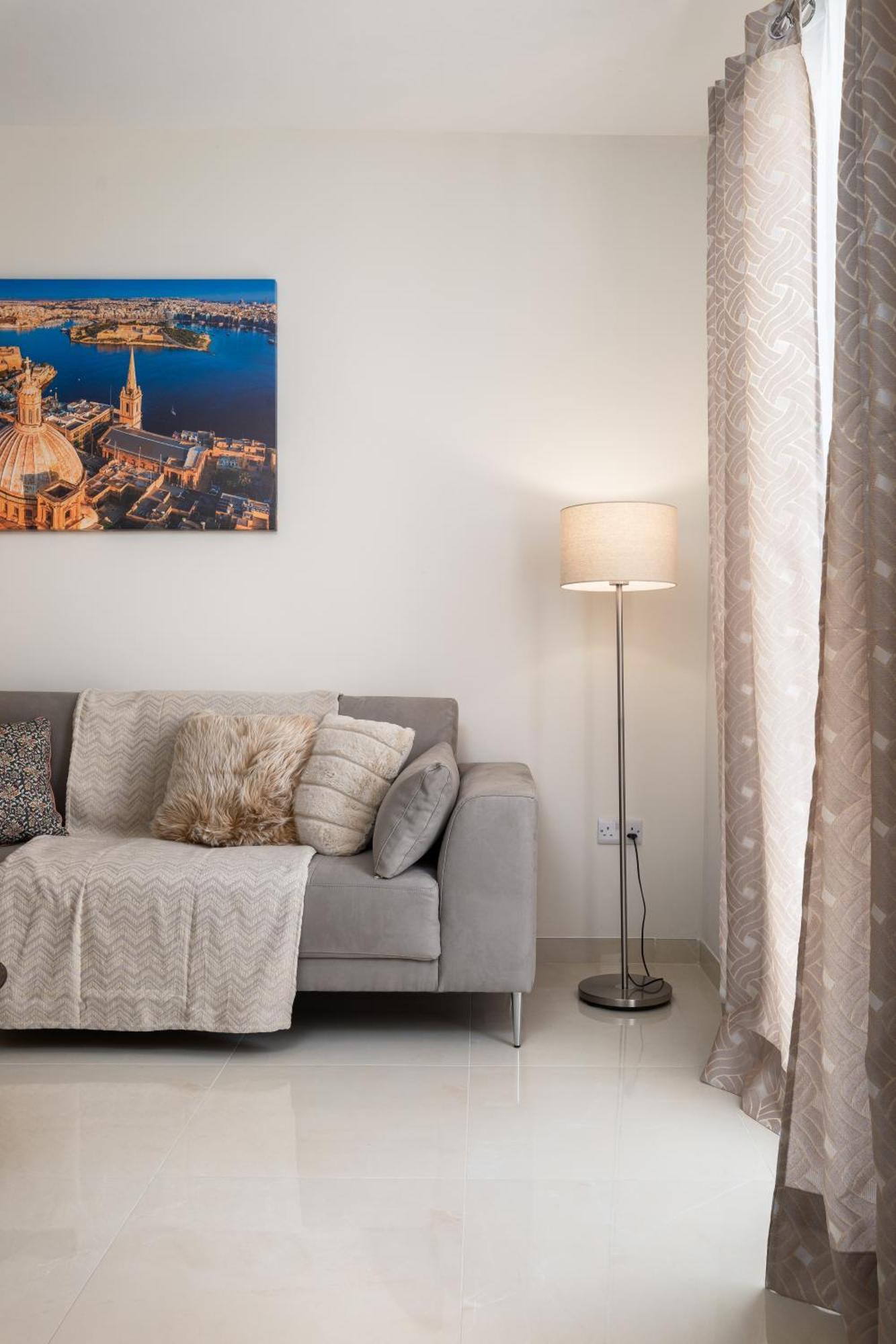 Edka Suites - Modern Sunlit 2Bd Apartments With Balconies - Close To Sliema Promenade, St Julian'S & St Georges Bay Gzira Esterno foto