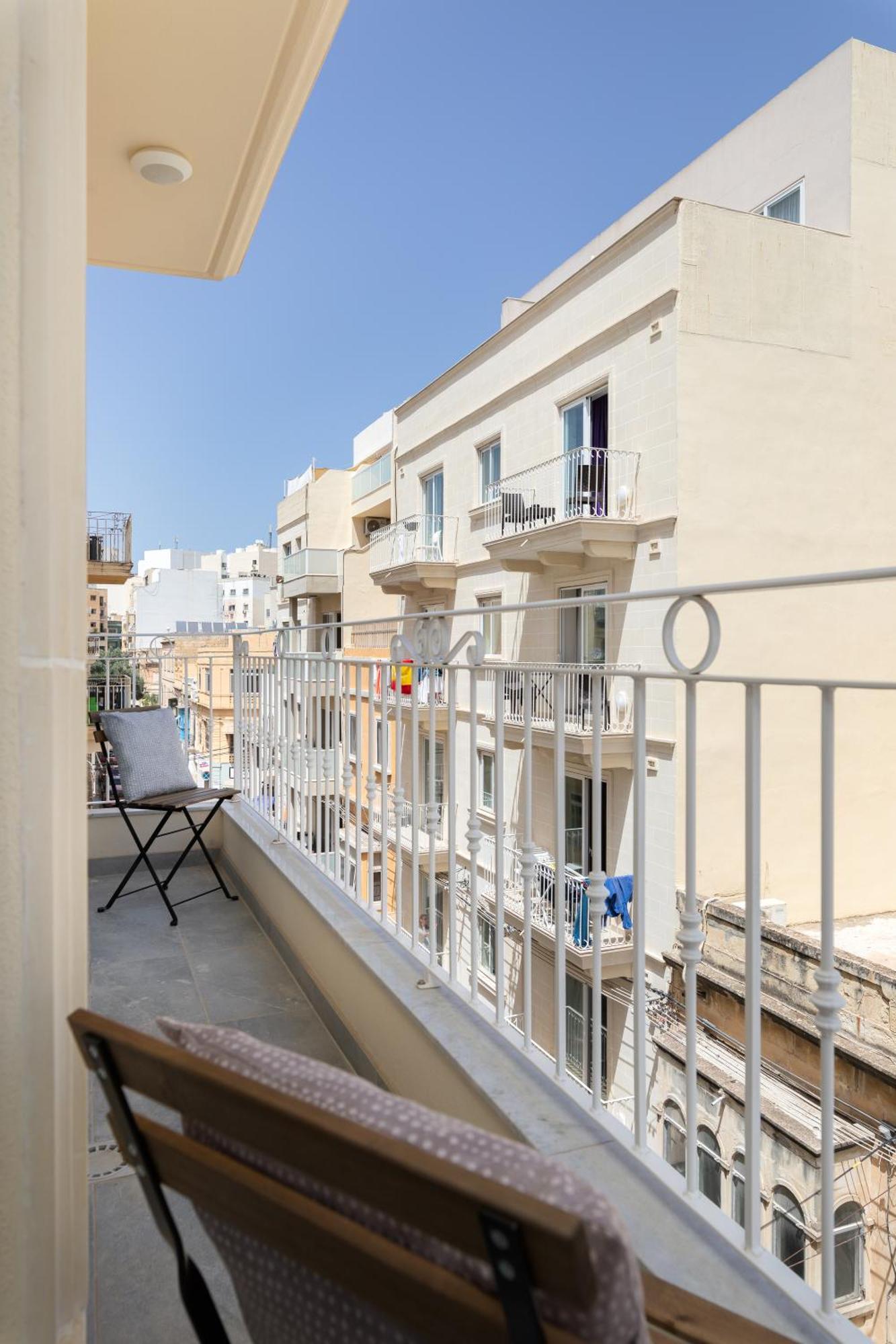 Edka Suites - Modern Sunlit 2Bd Apartments With Balconies - Close To Sliema Promenade, St Julian'S & St Georges Bay Gzira Esterno foto